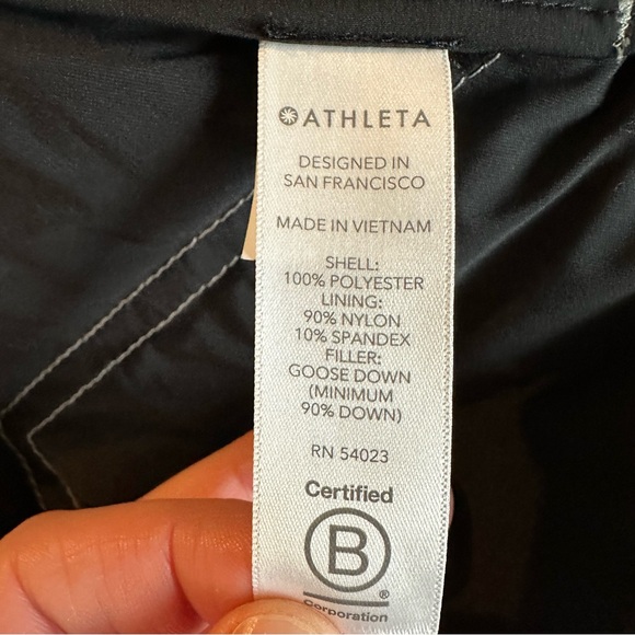 Athleta Inlet Silver Gray Reflective Goose Down Puffer Vest - Picture 5 of 5